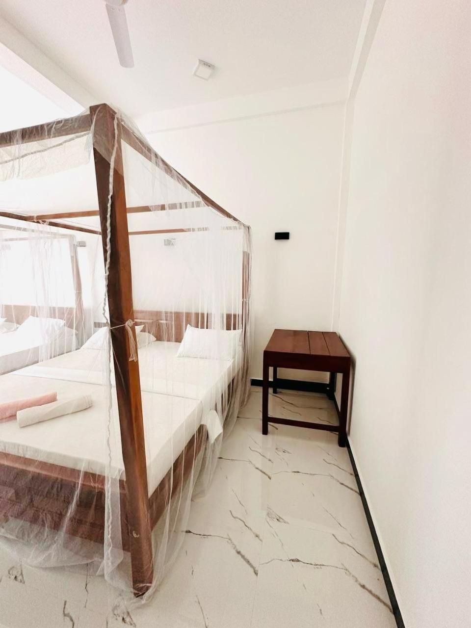 Garden Beach Hotel Аругам Экстерьер фото